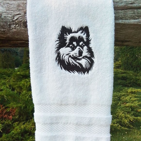 POMERANIAN hand towel - Embroidered POMERANIAN white hand towel - Custom towel - Picture 3 of 4